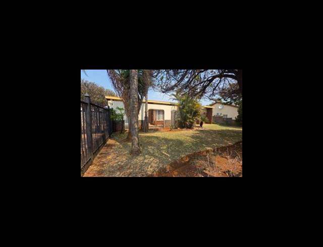 3 BEDROOM HOUSE SOLD IN SINOVILLE